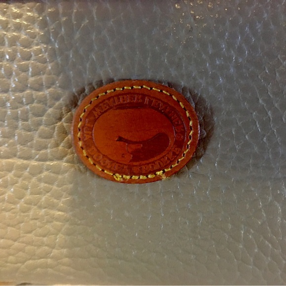 Authentic vintage crossbody or clutch - Picture 3 of 11